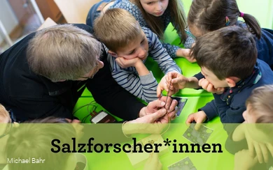 Im Erlebnismuseum Westfälische Salzwelten werden unterschiedliche Workshops für Kinder angeboten, hier gibt es viel Wissenswertes rund ums Salz, weißes Gold genannt.