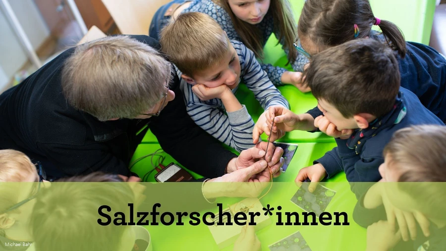 Im Erlebnismuseum Westfälische Salzwelten werden unterschiedliche Workshops für Kinder angeboten, hier gibt es viel Wissenswertes rund ums Salz, weißes Gold genannt.