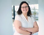 Karen Vogelsang.jpg